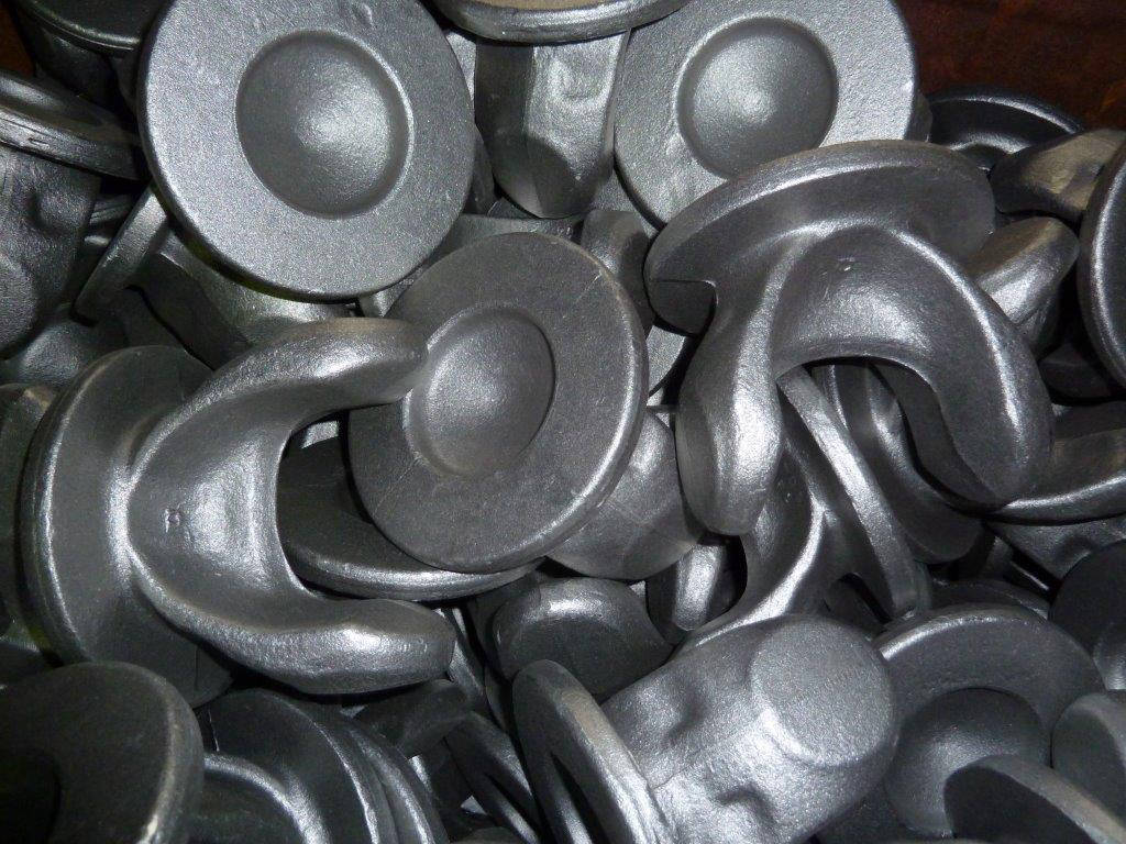 Gesenkschmiedeteil mit Hinterschnitt für Gelenkwellen 3